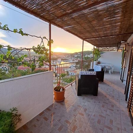 Apartment Sea View Йелса Екстериор снимка