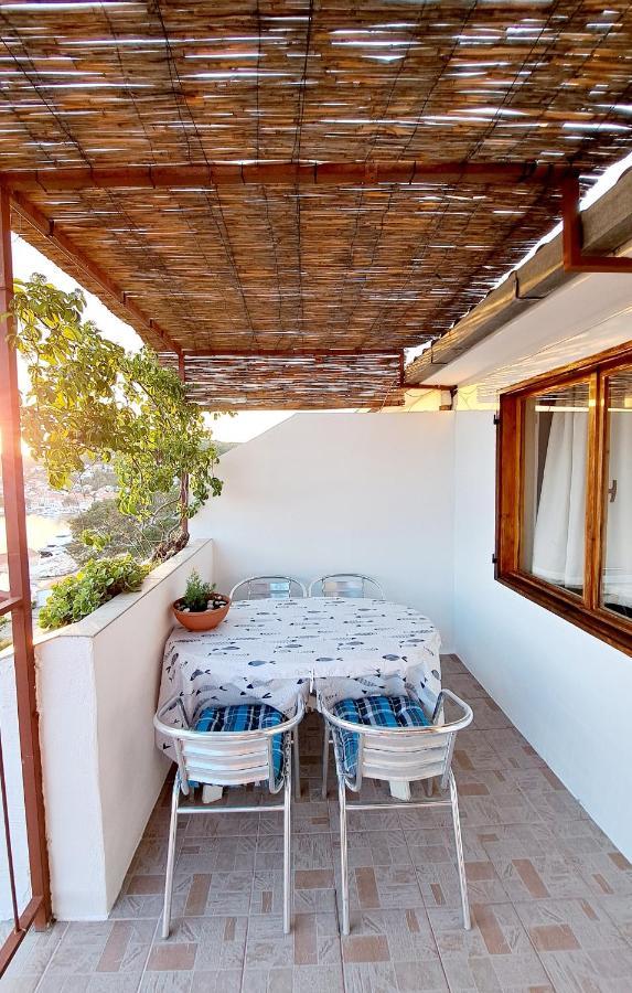 Apartment Sea View Йелса Екстериор снимка