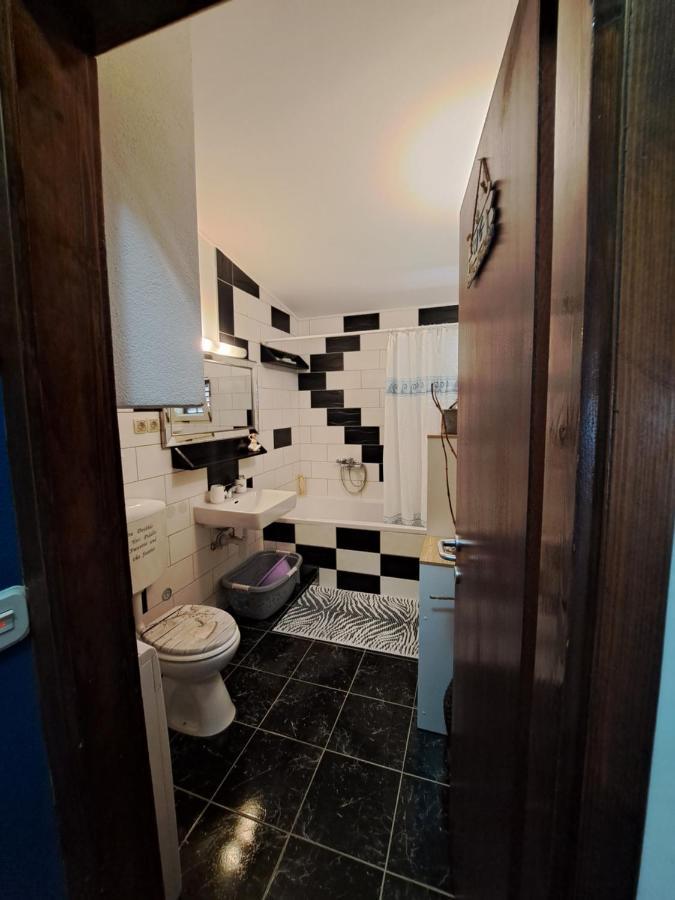 Apartment Sea View Йелса Екстериор снимка