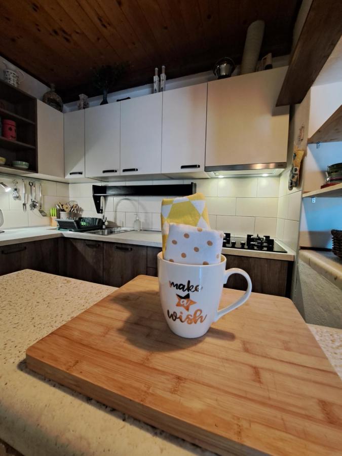 Apartment Sea View Йелса Екстериор снимка
